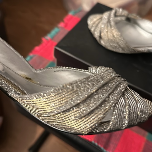 Nina silver heels with slight gold sheen. 6 1/2 M.  Worn a few times. Gorgeous. - Picture 5 of 5